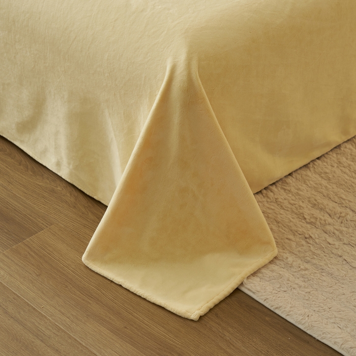 91家纺网 家纺一手货源 找家纺 晨曦家纺 2025新款加厚高克重230克贝贝绒牛奶绒四件套无印风菠萝格 贝贝绒-奶黄