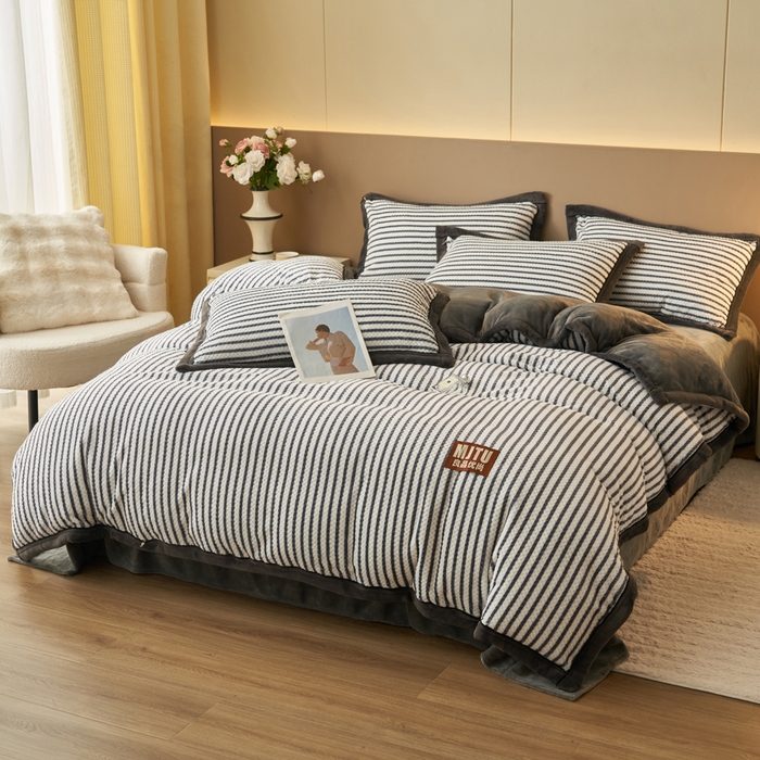 91家纺网 家纺一手货源 找家纺 晨曦家纺 2025新款加厚高克重230克贝贝绒牛奶绒四件套无印风菠萝格 贝贝绒-星空灰