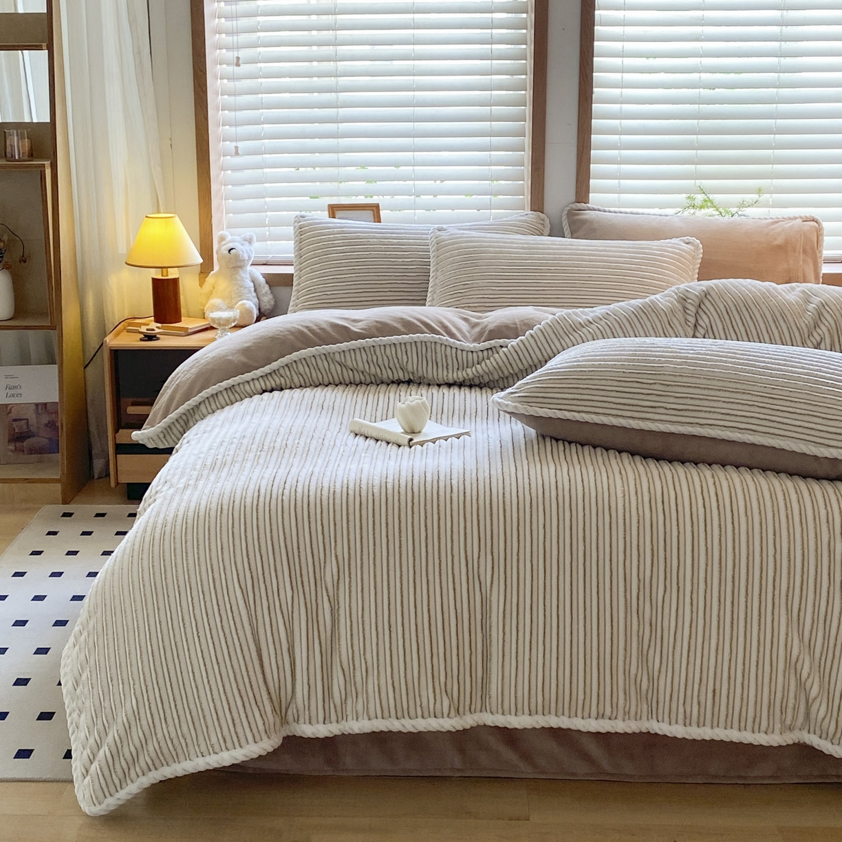 91家纺网 家纺一手货源 找家纺 小叮当家纺仓储工厂店 2025新款阳离子抽条四件套 阳离子抽条-奶咖