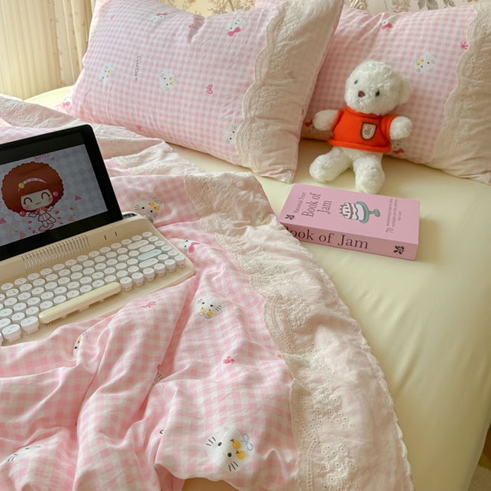 91家纺网 家纺一手货源 找家纺 澜妃 2025新款糯叽叽水洗棉全棉蕾丝花边-艾意系列 艾意-宅宅猫爪