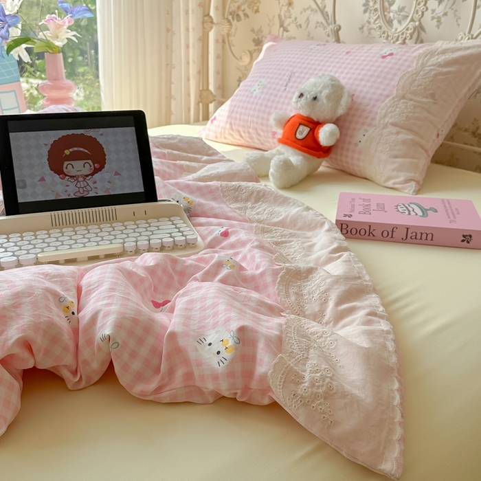 91家纺网 家纺一手货源 找家纺 澜妃 2025新款糯叽叽水洗棉全棉蕾丝花边-艾意系列 艾意-宅宅猫爪