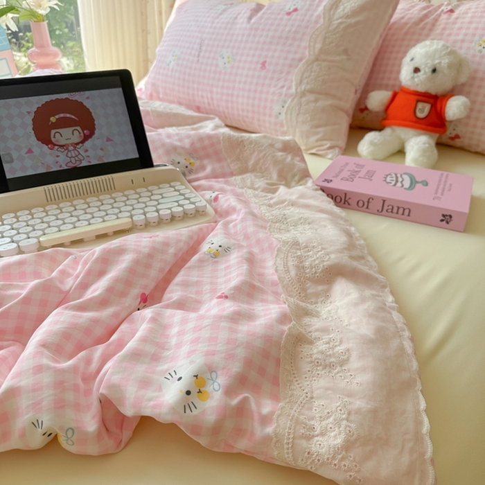 91家纺网 家纺一手货源 找家纺 澜妃 2025新款糯叽叽水洗棉全棉蕾丝花边-艾意系列 艾意-宅宅猫爪