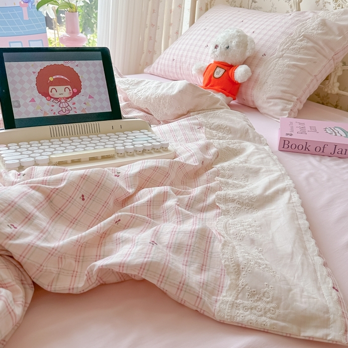 91家纺网 家纺一手货源 找家纺 澜妃 2025新款糯叽叽水洗棉全棉蕾丝花边-艾意系列 艾意-樱桃计划