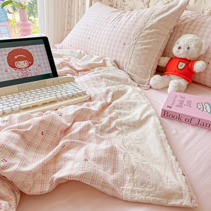 91家纺网 家纺一手货源 找家纺 澜妃 2025新款糯叽叽水洗棉全棉蕾丝花边-艾意系列 艾意-樱桃计划