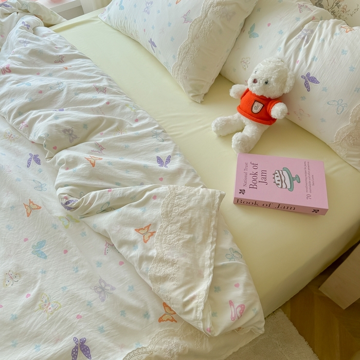 91家纺网 家纺一手货源 找家纺 澜妃 2025新款糯叽叽水洗棉全棉蕾丝花边-艾意系列 艾意-恋爱戏蝶