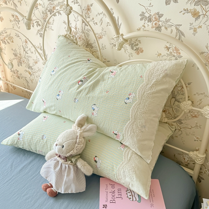 91家纺网 家纺一手货源 找家纺 澜妃 2025新款糯叽叽水洗棉全棉蕾丝花边-艾意系列 艾意-小狗心情