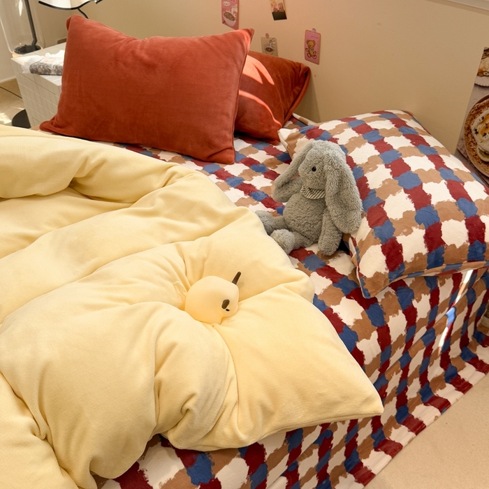 91家纺网 家纺一手货源 找家纺 （总）呗旺鹿 2025新款亲肤舒适ins韩系撞色小清新牛奶绒四件套