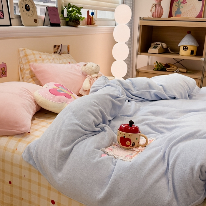 91家纺网 家纺一手货源 找家纺 （总）呗旺鹿 2025新款亲肤舒适ins韩系撞色小清新牛奶绒四件套