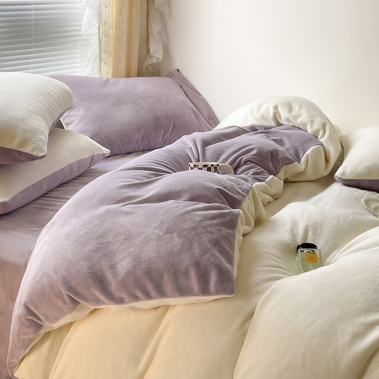 小叮当家纺仓储工厂店 2025新款纯色双拼牛奶绒四件套190克 卡尔-奶黄+浅紫