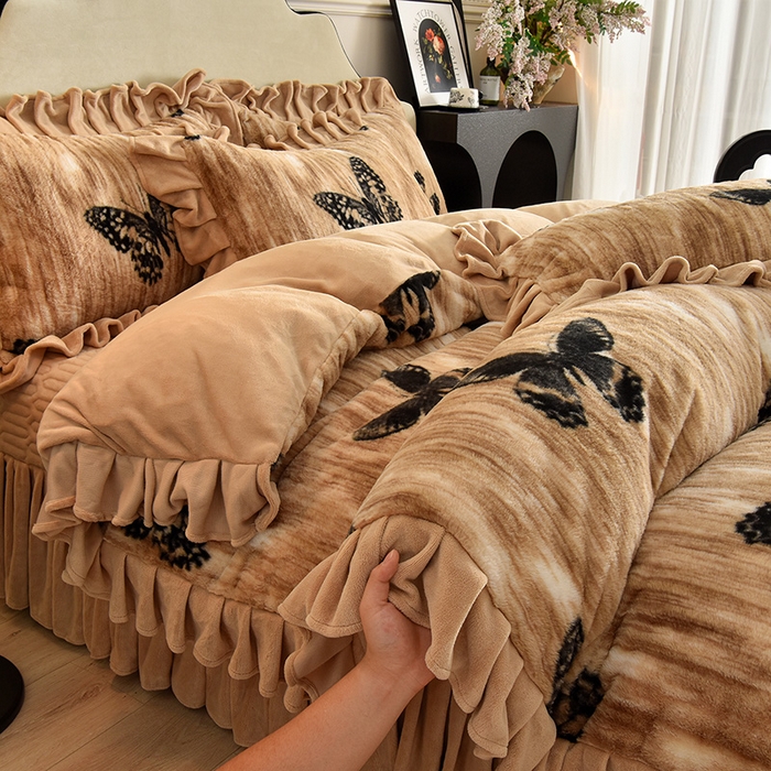 茉保家纺 2025新款9.5斤秋冬保暖牛奶绒印花兔毛绒四件套 轻蝴蝶