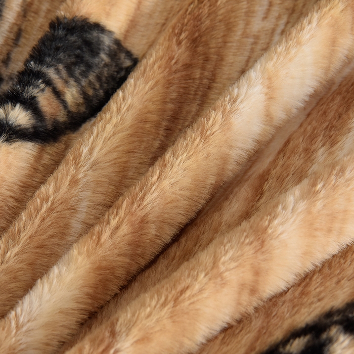 91家纺网 家纺一手货源 找家纺 茉保家纺 2025新款9.5斤秋冬保暖牛奶绒印花兔毛绒四件套 轻蝴蝶