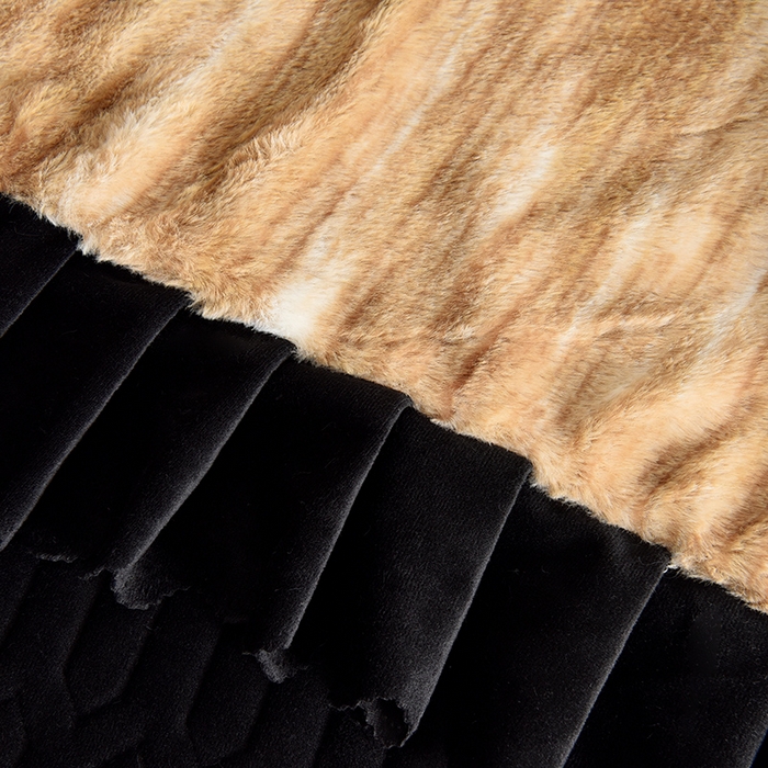 91家纺网 家纺一手货源 找家纺 茉保家纺 2025新款9.5斤秋冬保暖牛奶绒印花兔毛绒四件套 雅轻蝶