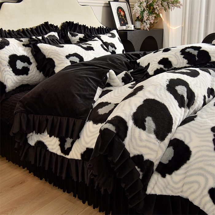 91家纺网 家纺一手货源 找家纺 茉保家纺 2025新款9.5斤秋冬保暖牛奶绒印花兔毛绒四件套 晕雅墨