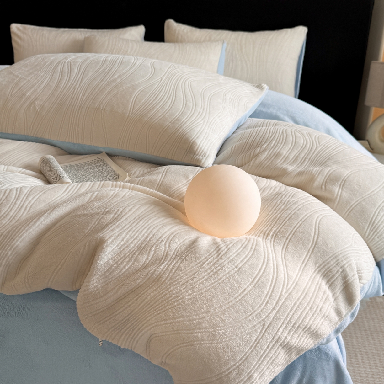 （总）小叮当家纺仓储工厂店 2025新款AB版烂花牛奶绒四件套