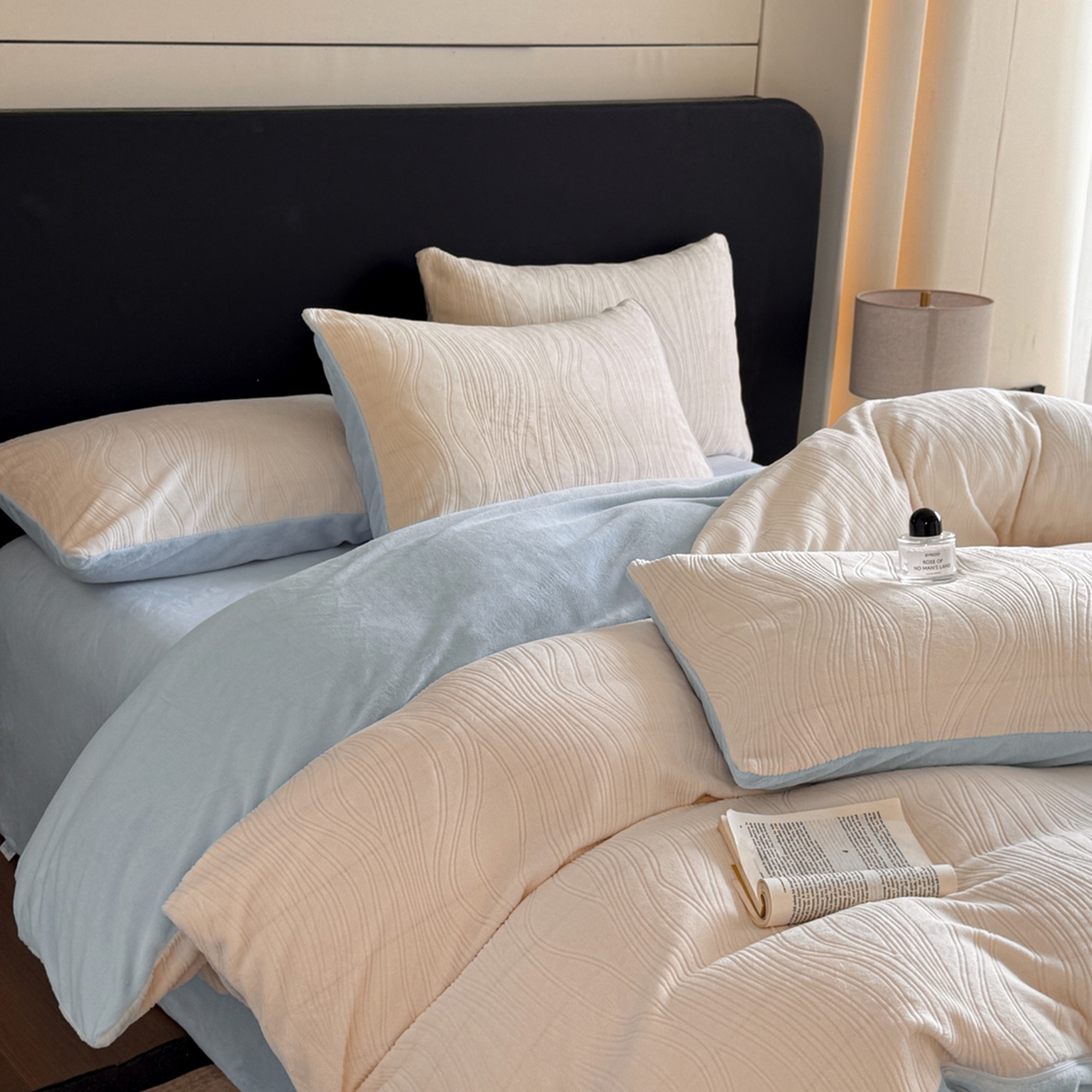 91家纺网 家纺一手货源 找家纺 小叮当家纺仓储工厂店 2025新款AB版烂花牛奶绒四件套 烂花-米蓝