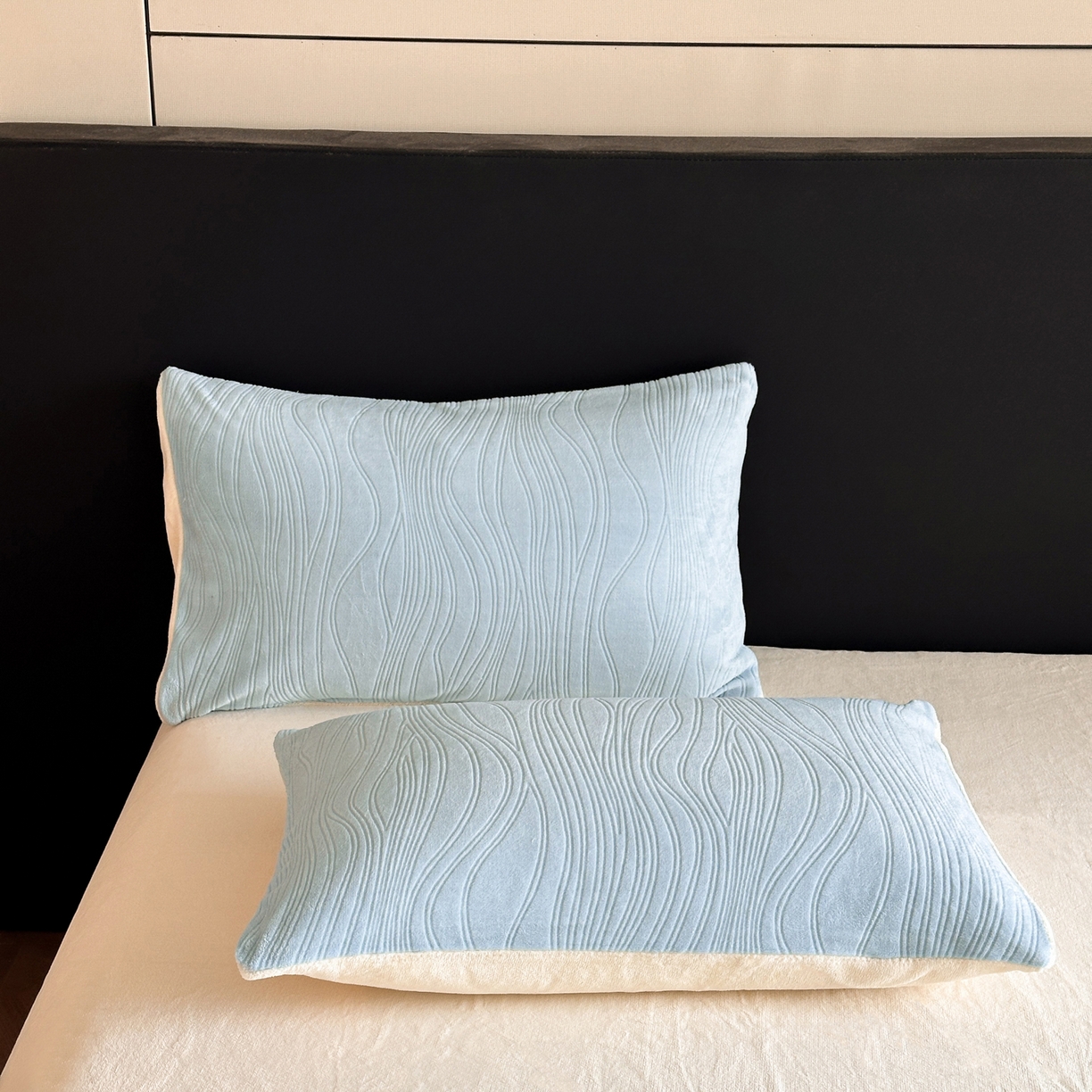 91家纺网 家纺一手货源 找家纺 小叮当家纺仓储工厂店 2025新款AB版烂花牛奶绒四件套 烂花-蓝黄