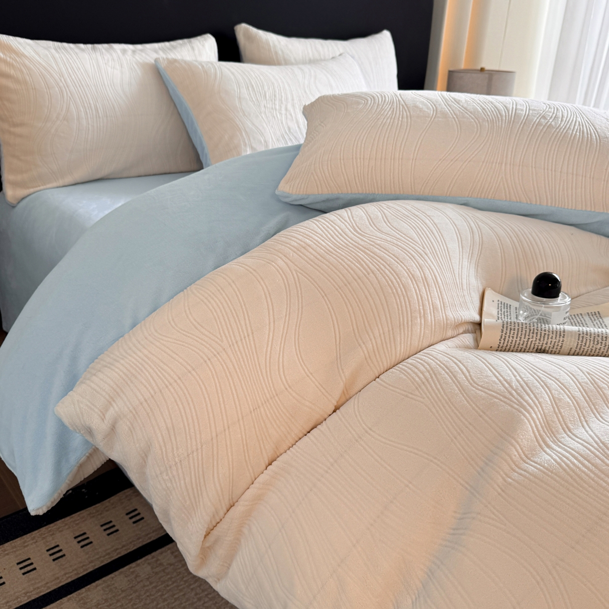 91家纺网 家纺一手货源 找家纺 小叮当家纺仓储工厂店 2025新款AB版烂花牛奶绒四件套 烂花-米蓝