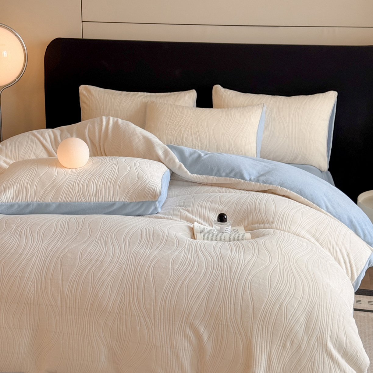 91家纺网 家纺一手货源 找家纺 小叮当家纺仓储工厂店 2025新款AB版烂花牛奶绒四件套 烂花-米蓝