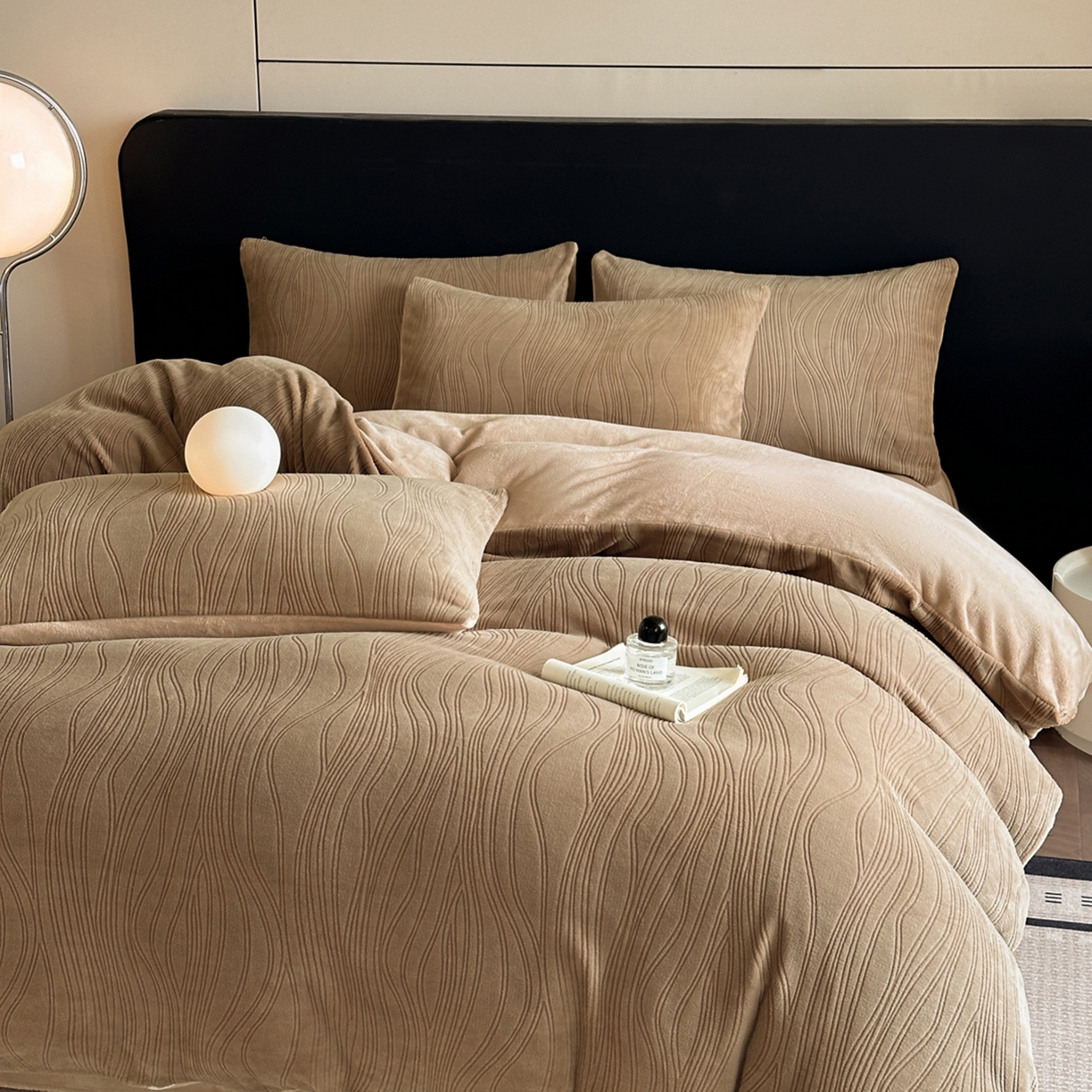 91家纺网 家纺一手货源 找家纺 小叮当家纺仓储工厂店 2025新款AB版烂花牛奶绒四件套 烂花-米咖