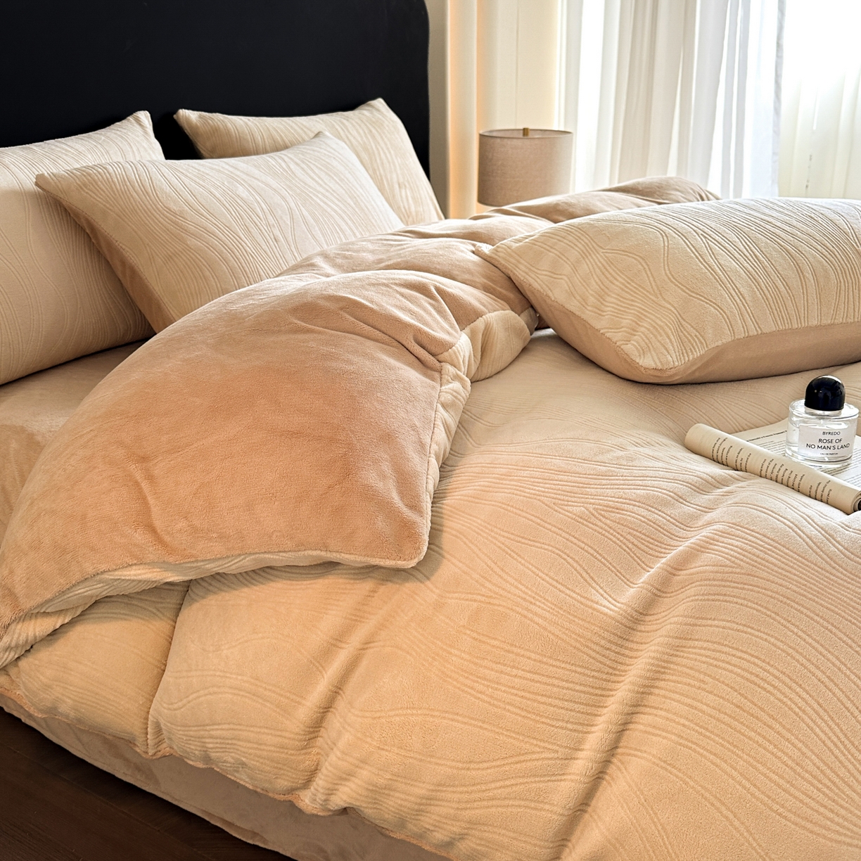 91家纺网 家纺一手货源 找家纺 小叮当家纺仓储工厂店 2025新款AB版烂花牛奶绒四件套 烂花-米杏