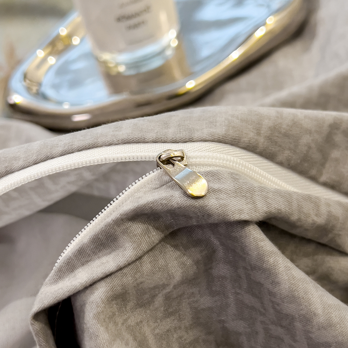 91家纺网 家纺一手货源 找家纺 芃成家纺 2025新款A类加厚天丝棉磨毛花卉四件套 静谧花语