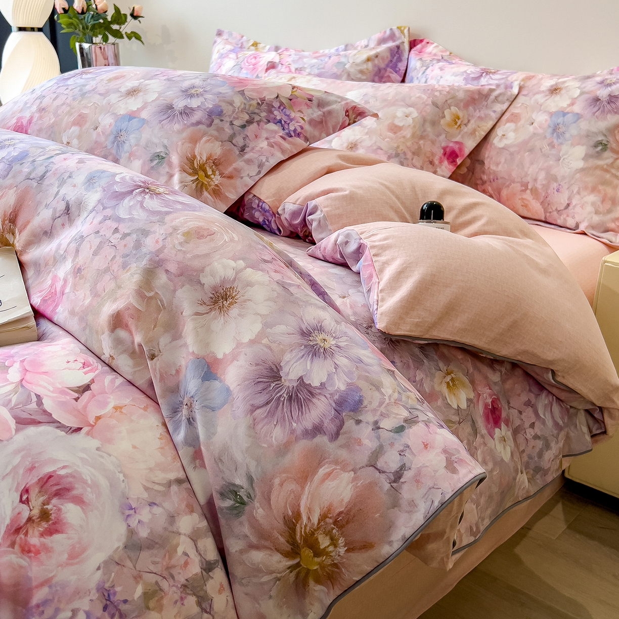 91家纺网 家纺一手货源 找家纺 芃成家纺 2025新款A类加厚天丝棉磨毛花卉四件套 幸福繁花-粉