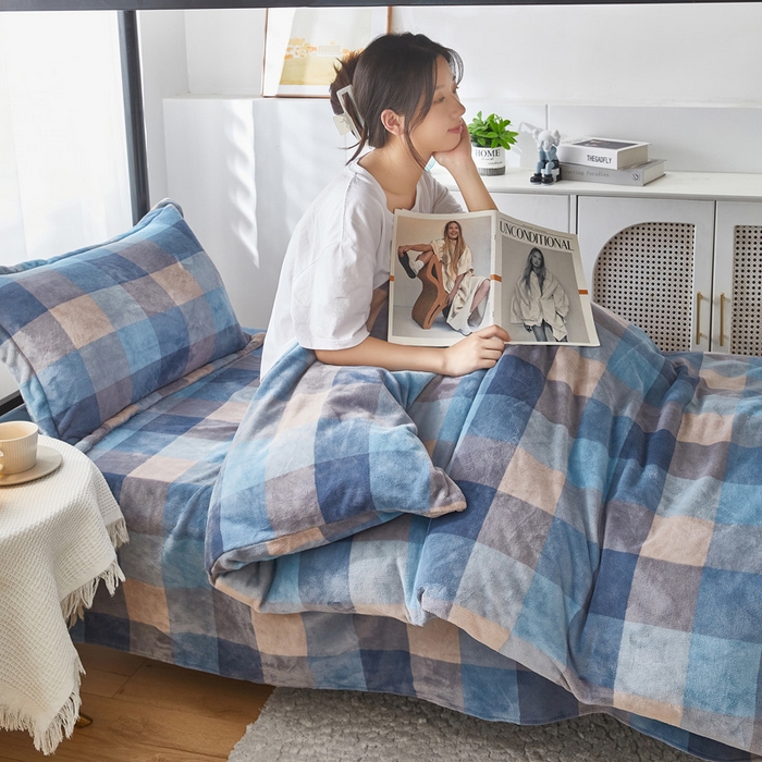 91家纺网 家纺一手货源 找家纺 凌云 2025新款A类230克加厚牛奶绒学生宿舍三件套床笠款床单款 梦想家