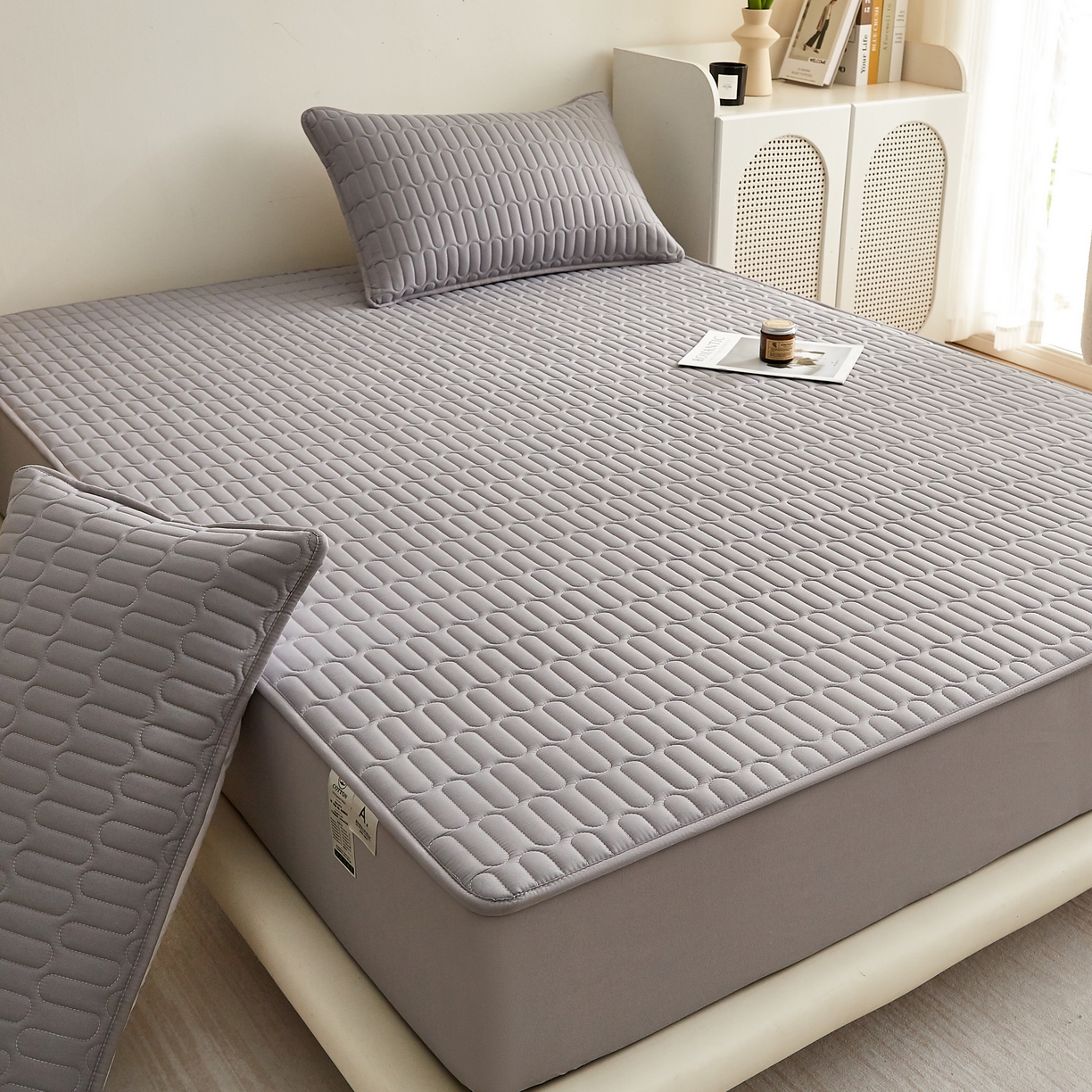 91家纺网 家纺一手货源 找家纺 （总）蕾诺家纺 2025新款 菱格水洗棉亲肤棉夹棉床笠