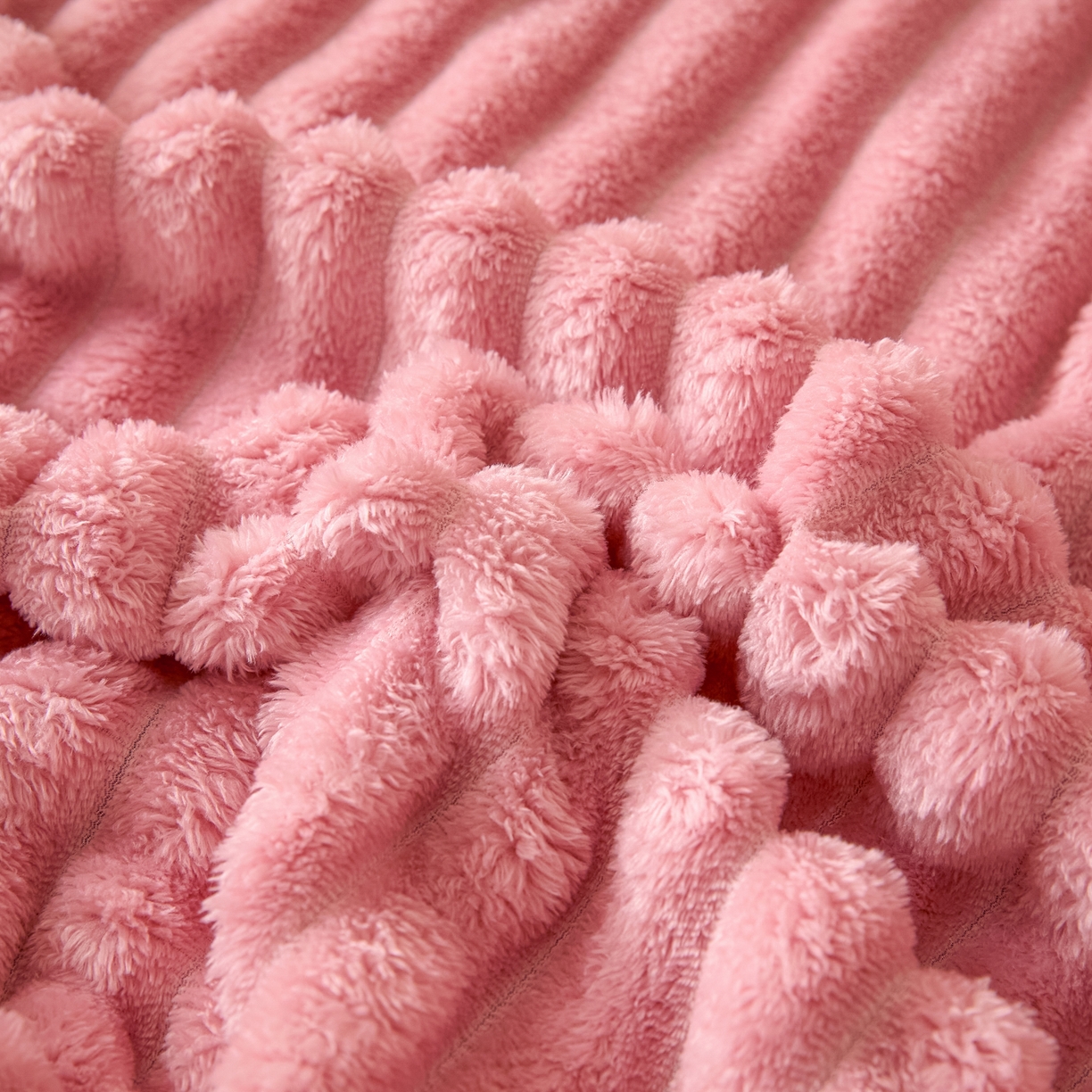 91家纺网 家纺一手货源 找家纺 小叮当家纺仓储工厂店 2025新款兔毛绒大抽条单床笠系列床笠单件（跨境可供） 抽条-床笠浅粉