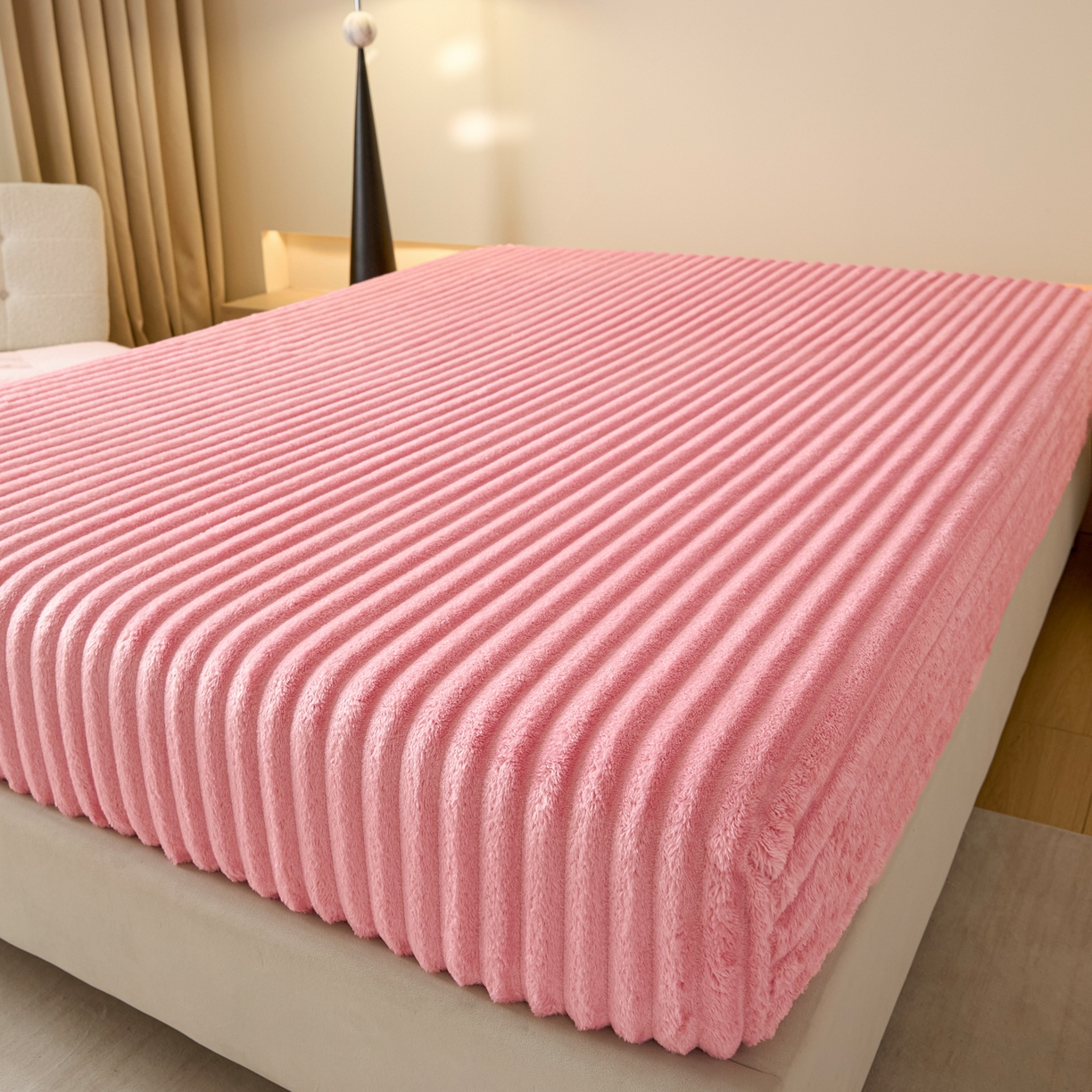 91家纺网 家纺一手货源 找家纺 小叮当家纺仓储工厂店 2025新款兔毛绒大抽条单床笠系列床笠单件（跨境可供） 抽条-床笠浅粉