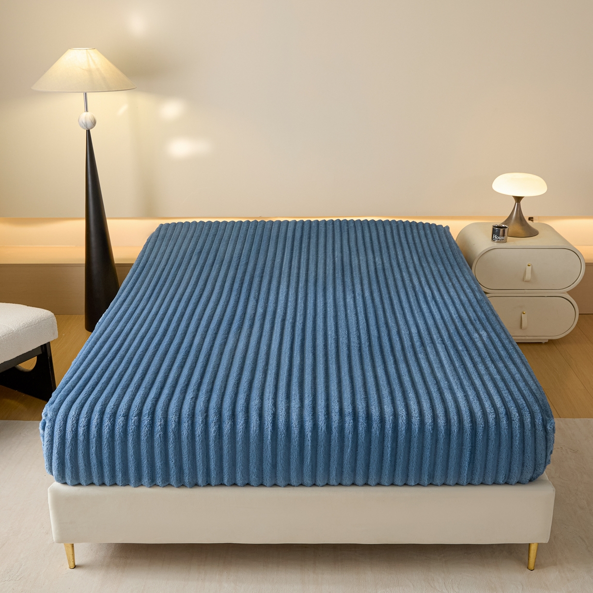 91家纺网 家纺一手货源 找家纺 小叮当家纺仓储工厂店 2025新款兔毛绒大抽条单床笠系列床笠单件（跨境可供） 抽条-床笠孔雀蓝