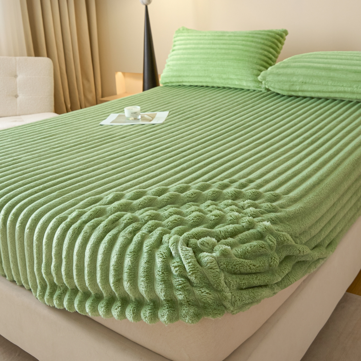 91家纺网 家纺一手货源 找家纺 小叮当家纺仓储工厂店 2025新款兔毛绒大抽条单床笠系列床笠单件（跨境可供） 抽条-床笠果绿