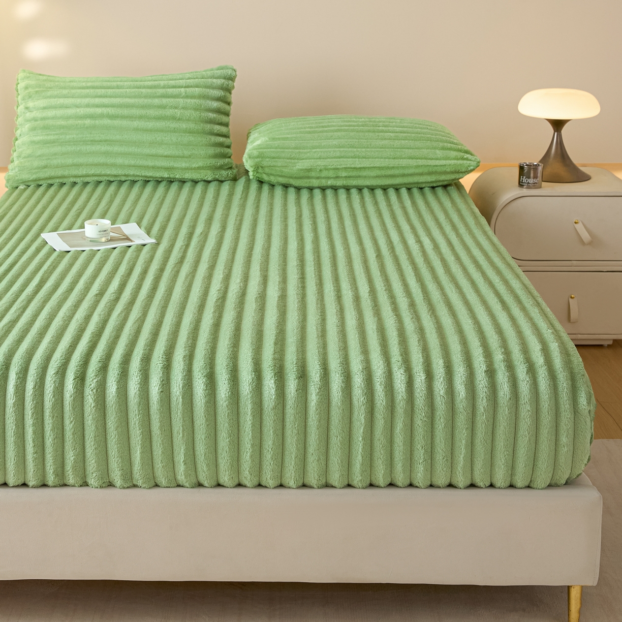 91家纺网 家纺一手货源 找家纺 小叮当家纺仓储工厂店 2025新款兔毛绒大抽条单床笠系列床笠单件（跨境可供） 抽条-床笠果绿