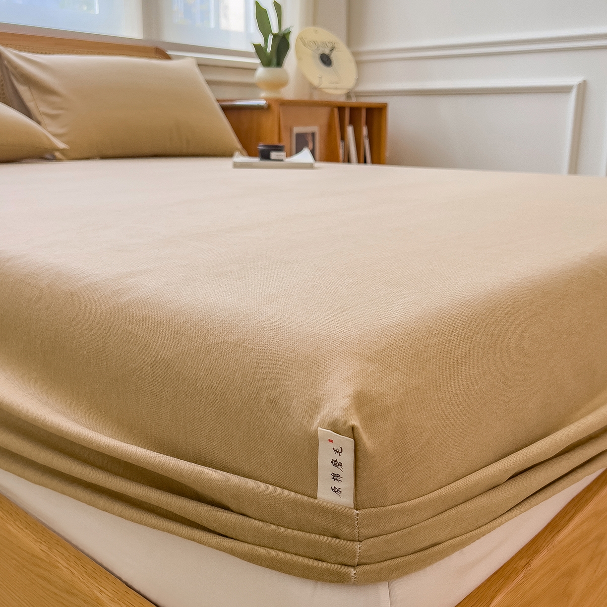 91家纺网 家纺一手货源 找家纺 芃成家纺 2025新款原棉生态磨毛单床笠 香槟金