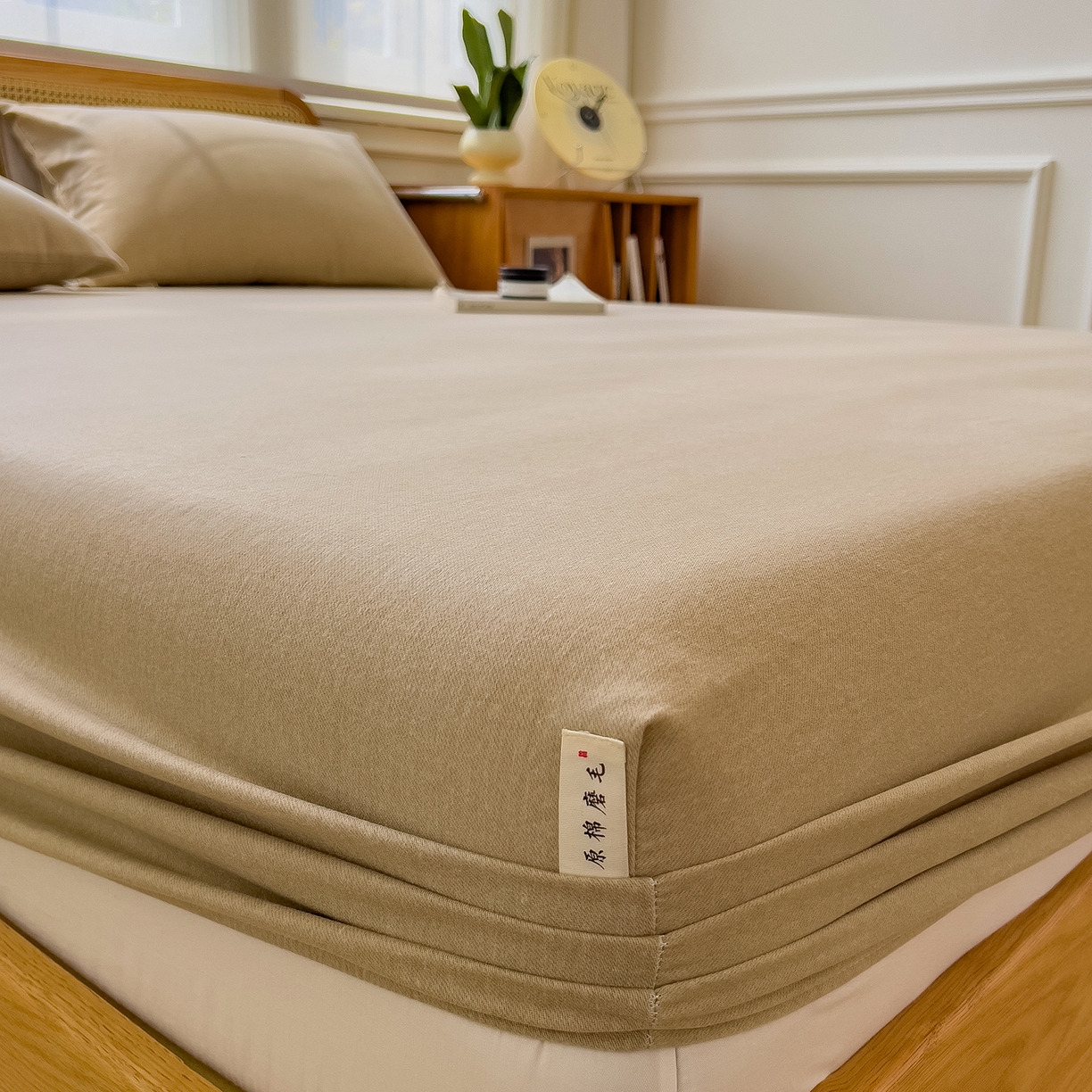 91家纺网 家纺一手货源 找家纺 芃成家纺 2025新款原棉生态磨毛单床笠 奶茶咖