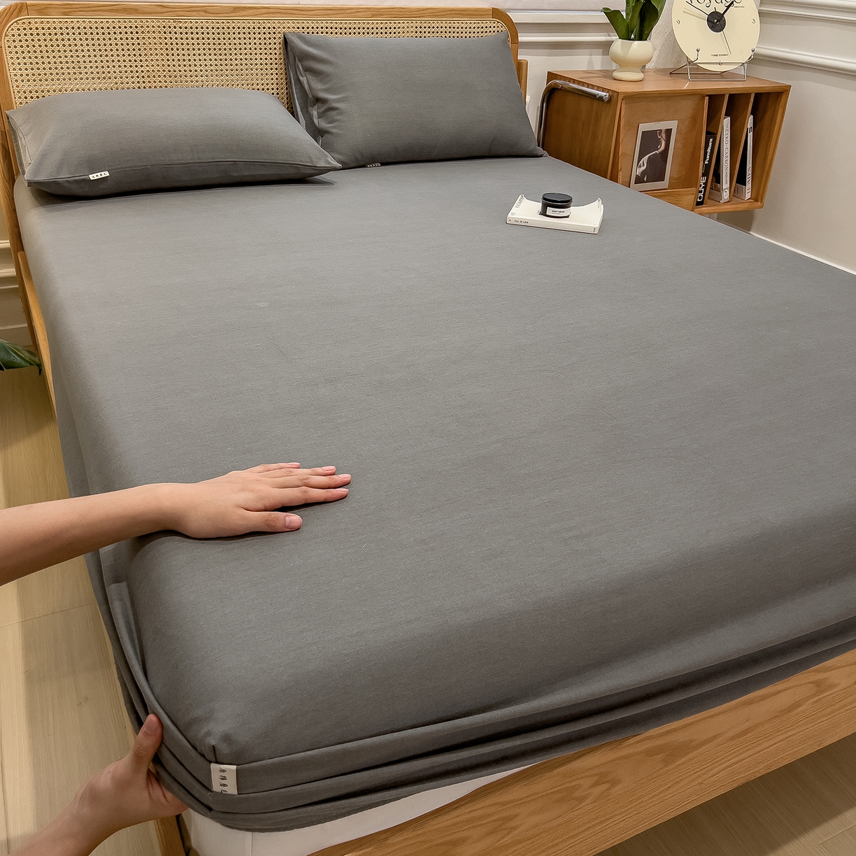 91家纺网 家纺一手货源 找家纺 芃成家纺 2025新款原棉生态磨毛单床笠 高级灰