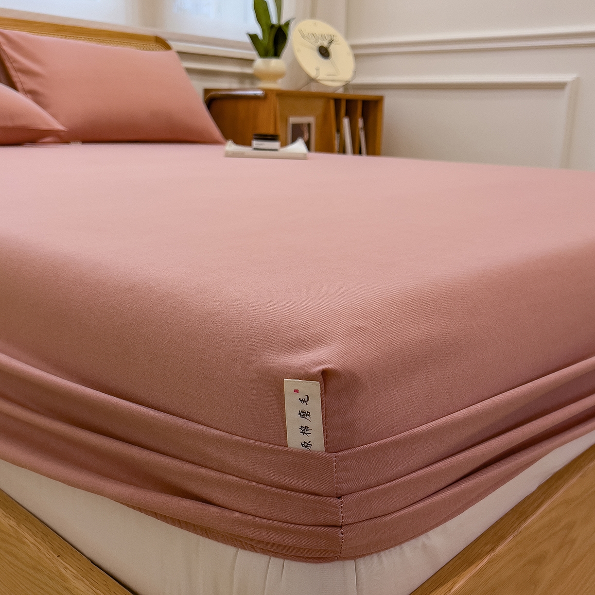 91家纺网 家纺一手货源 找家纺 芃成家纺 2025新款原棉生态磨毛单床笠 烟粉色