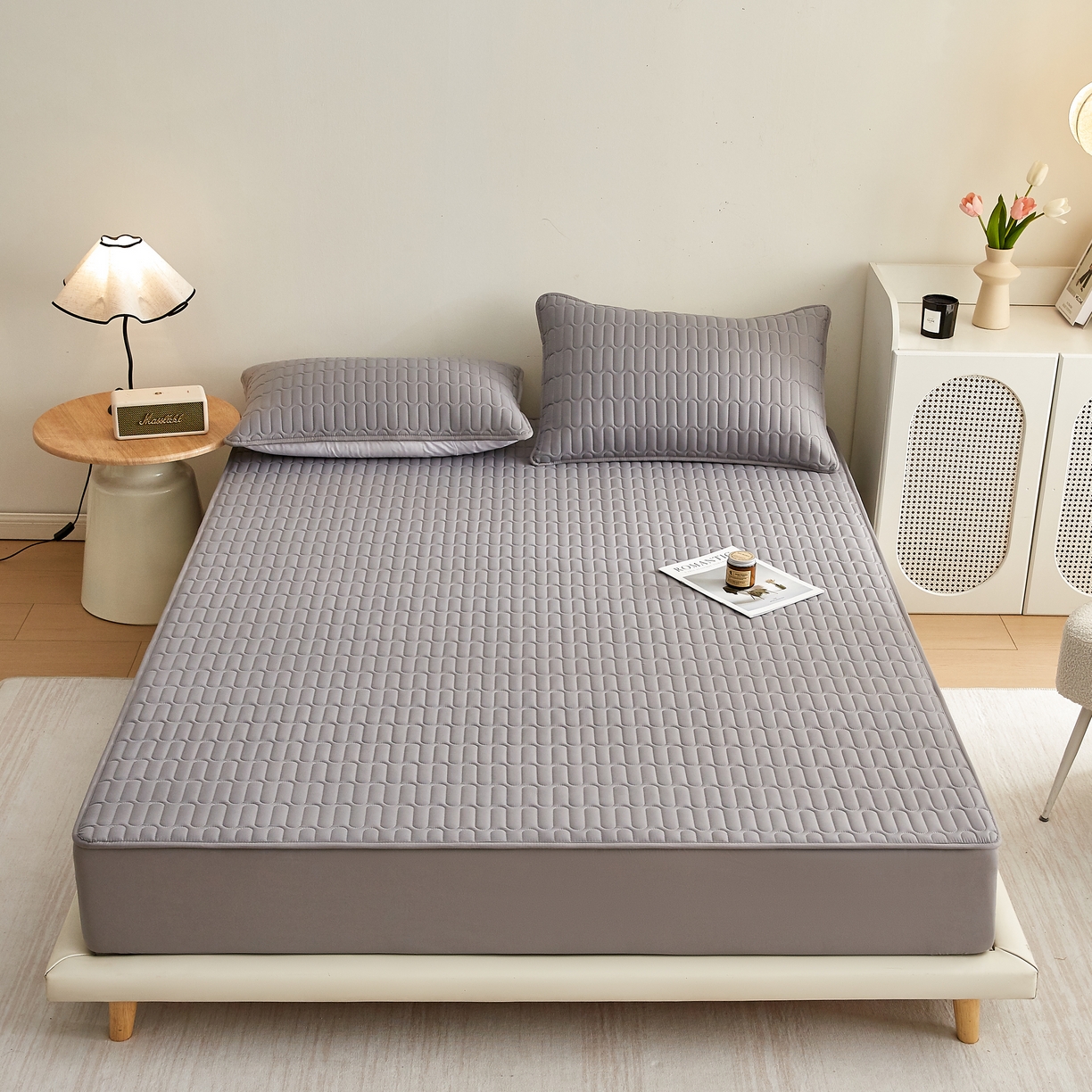 91家纺网 家纺一手货源 找家纺 （总）蕾诺家纺 2025新款 菱格水洗棉亲肤棉夹棉床笠