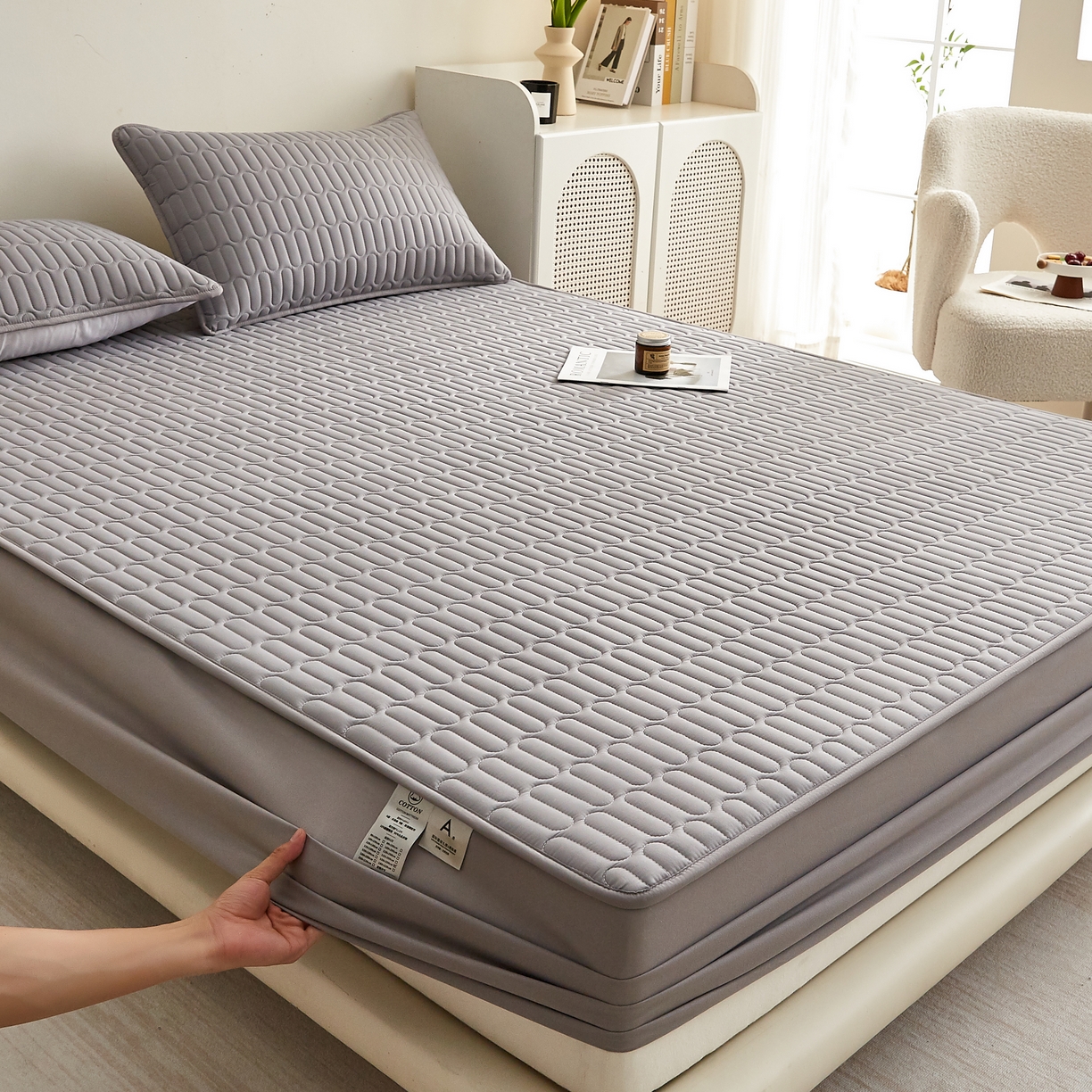 91家纺网 家纺一手货源 找家纺 （总）蕾诺家纺 2025新款 菱格水洗棉亲肤棉夹棉床笠