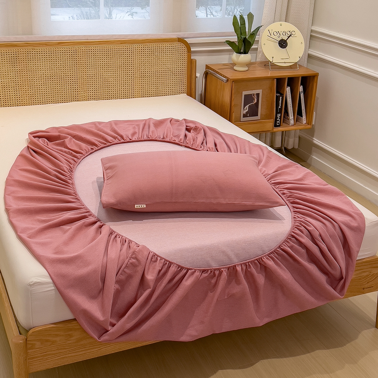 91家纺网 家纺一手货源 找家纺 芃成家纺 2025新款原棉生态磨毛单床笠 珊瑚粉