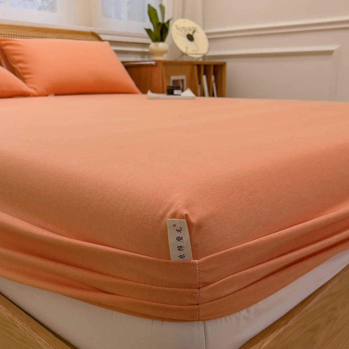 91家纺网 家纺一手货源 找家纺 芃成家纺 2025新款原棉生态磨毛单床笠 浅橘色