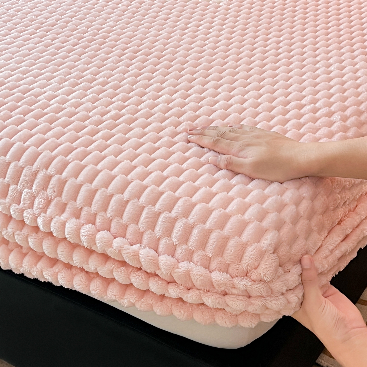 91家纺网 家纺一手货源 找家纺 （总）小叮当家纺仓储工厂店 2025新款豆豆绒纯色单床笠系列床笠单件（跨境可供）