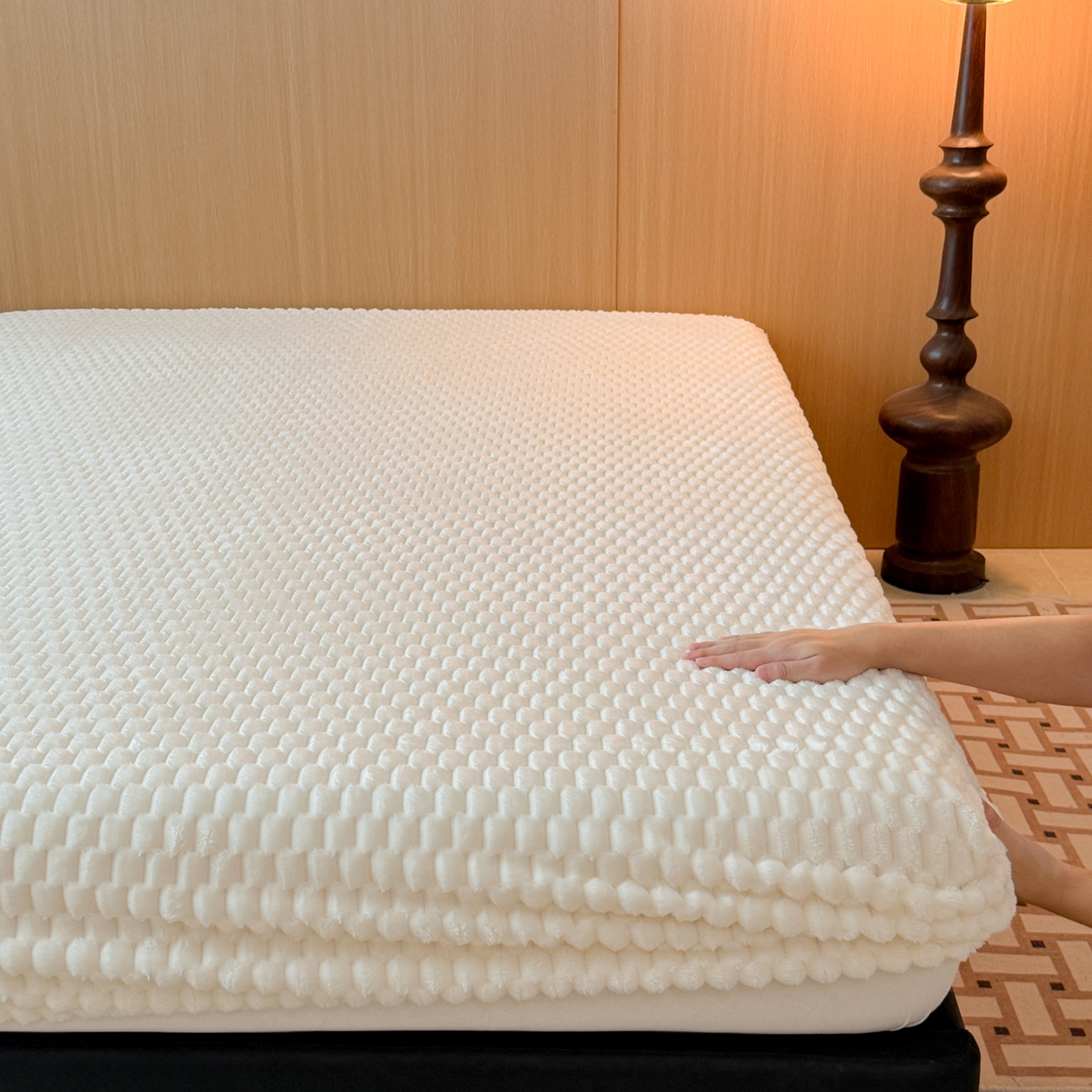 91家纺网 家纺一手货源 找家纺 小叮当家纺仓储工厂店 2025新款豆豆绒纯色单床笠系列床笠单件（跨境可供） 豆豆绒-床笠米白