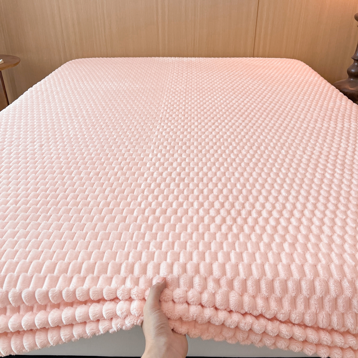 91家纺网 家纺一手货源 找家纺 （总）小叮当家纺仓储工厂店 2025新款豆豆绒纯色单床笠系列床笠单件（跨境可供）