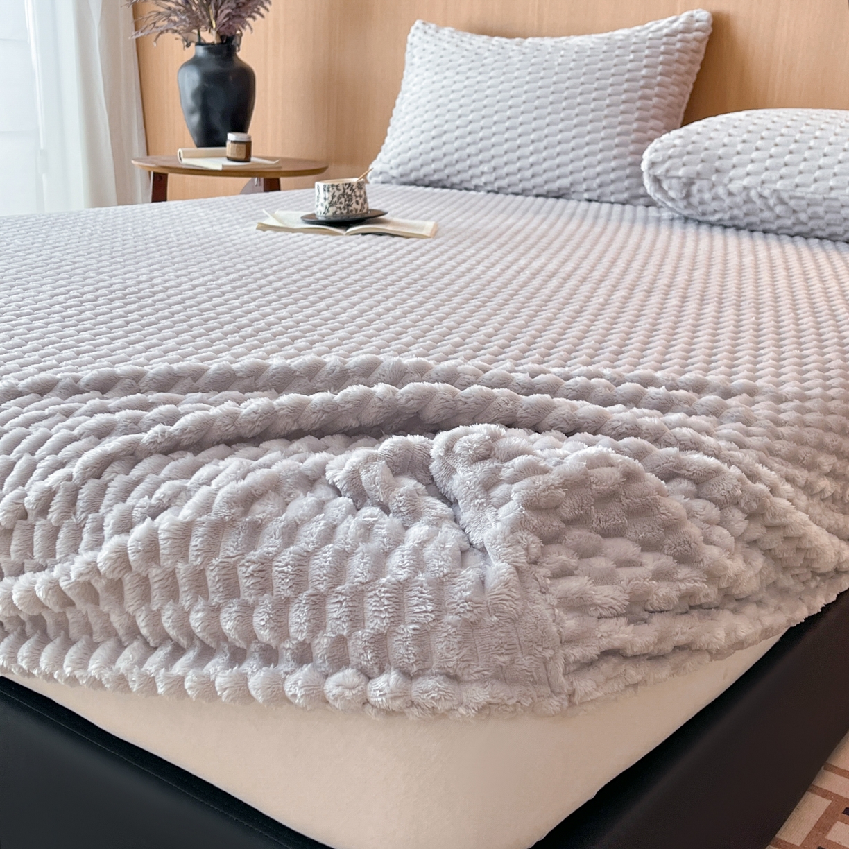 91家纺网 家纺一手货源 找家纺 小叮当家纺仓储工厂店 2025新款豆豆绒纯色单床笠系列床笠单件（跨境可供） 豆豆绒-床笠浅灰