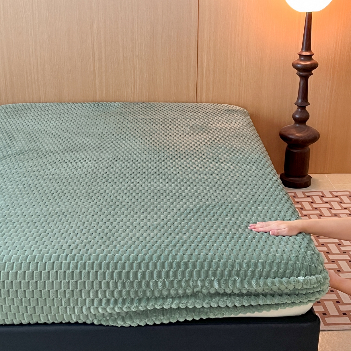 91家纺网 家纺一手货源 找家纺 小叮当家纺仓储工厂店 2025新款豆豆绒纯色单床笠系列床笠单件（跨境可供） 豆豆绒-床笠果绿