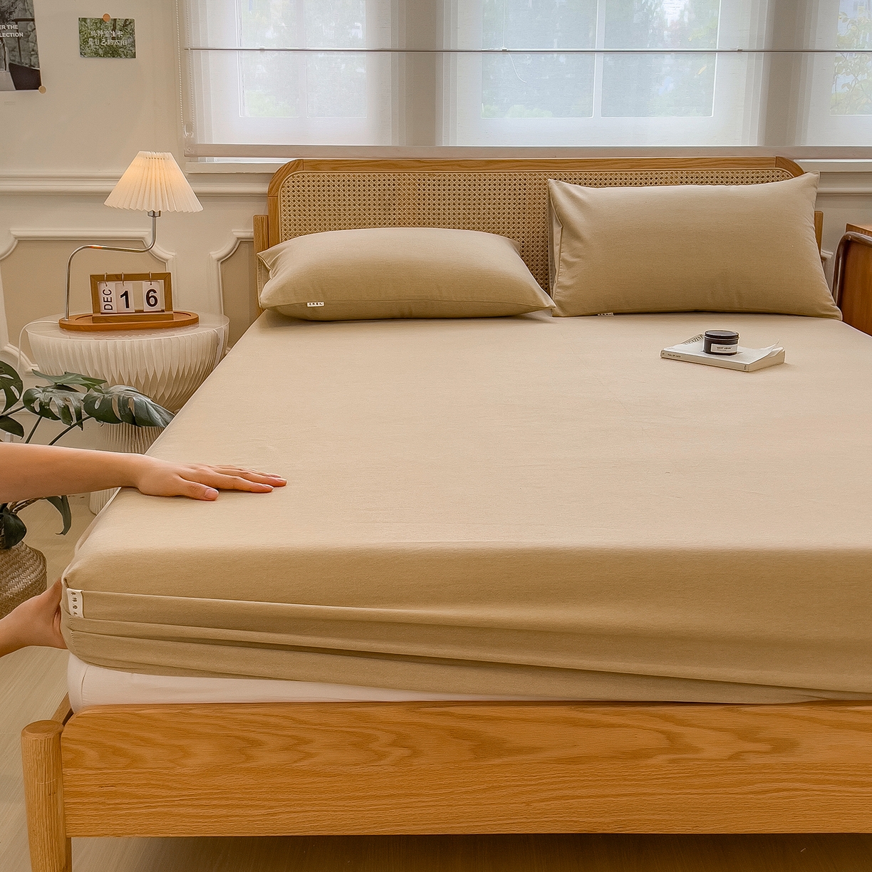 91家纺网 家纺一手货源 找家纺 芃成家纺 2025新款原棉生态磨毛单床笠 香槟金