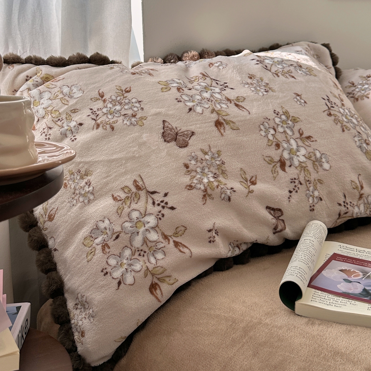 91家纺网 家纺一手货源 找家纺 艾咪-Amy ntmy 2025新款毛球款法式少女风牛奶绒四件套 北茉