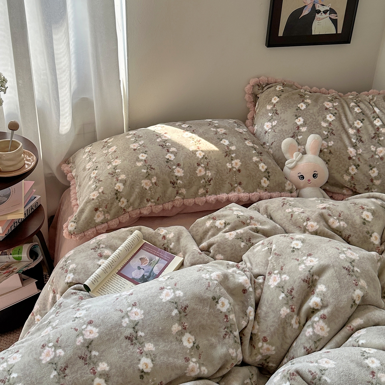 91家纺网 家纺一手货源 找家纺 艾咪-Amy ntmy 2025新款毛球款法式少女风牛奶绒四件套 清香粉