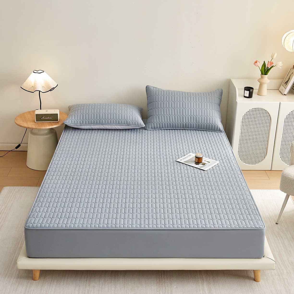 91家纺网 家纺一手货源 找家纺 蕾诺家纺 2025新款 菱格水洗棉亲肤棉夹棉床笠 菱格-蓝灰